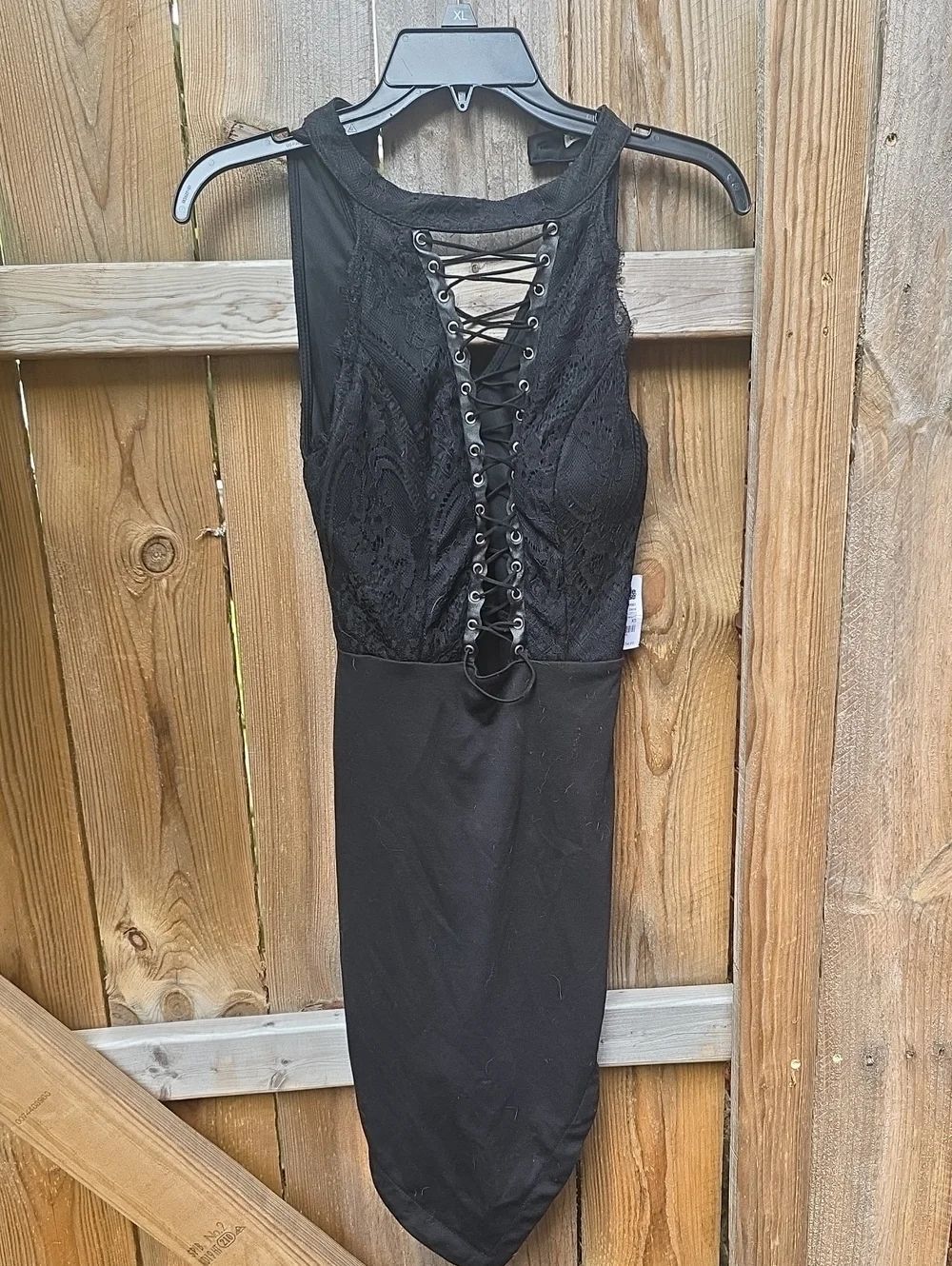 Black Lace Front-Lace Bodycon Dress